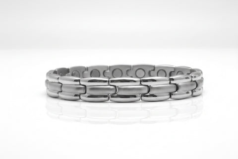 Shiny Silver Stainless Steel Magnetic Bracelet - 3000 Gauss North Pole
