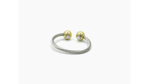 Anillo de bola de oro con alambre de plata